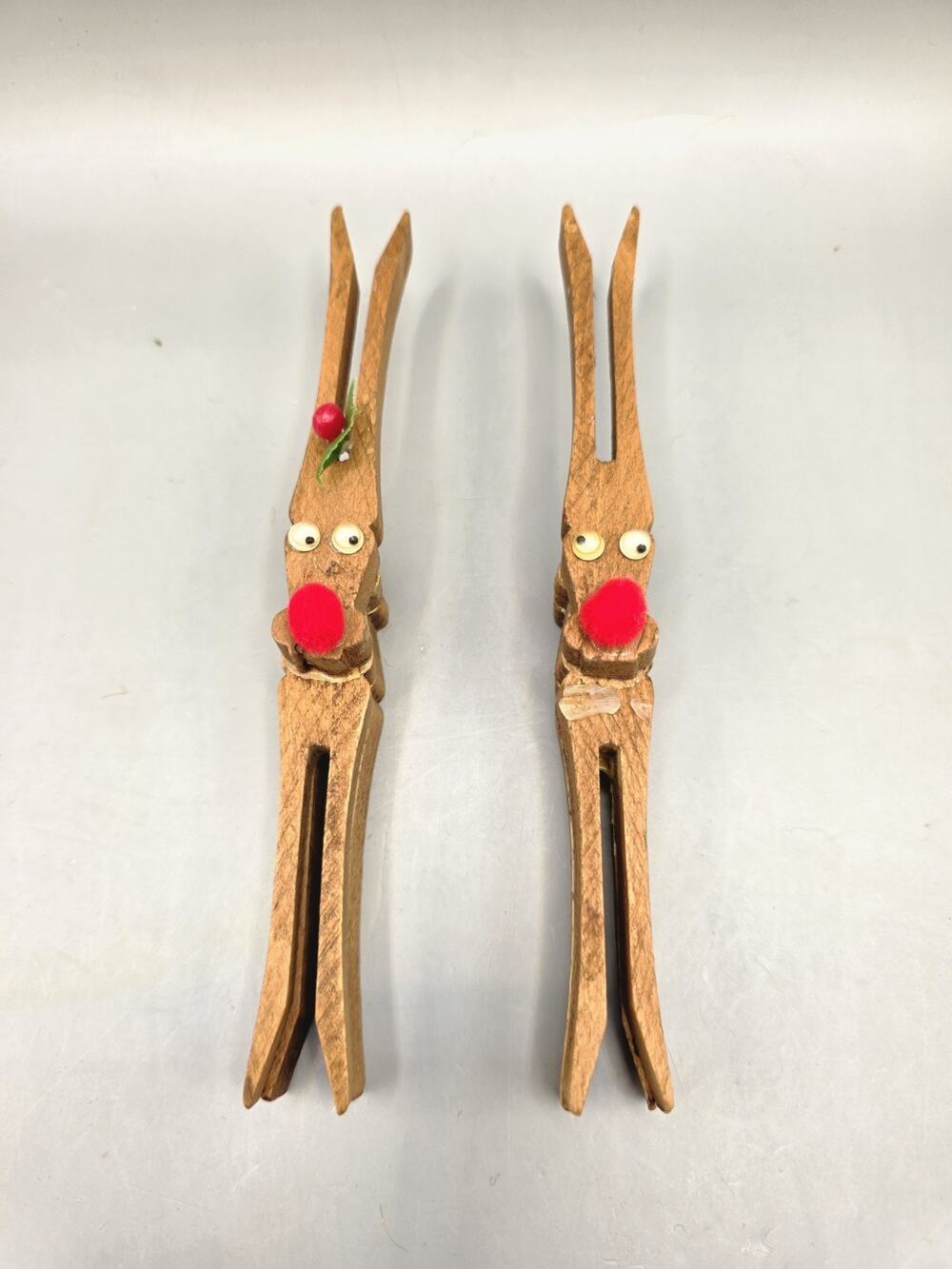 Vintage Handmade Clothespin Reindeer Ornaments Pair Wood Peg Rudolph Craft Vtg